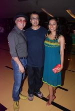 Tannishtha Chatterjee, Vinay Pathak, Anant Mahadevan at Life Ki Toh Lag Gayi premiere in Cinemax on 25th April 2012 (14).JPG